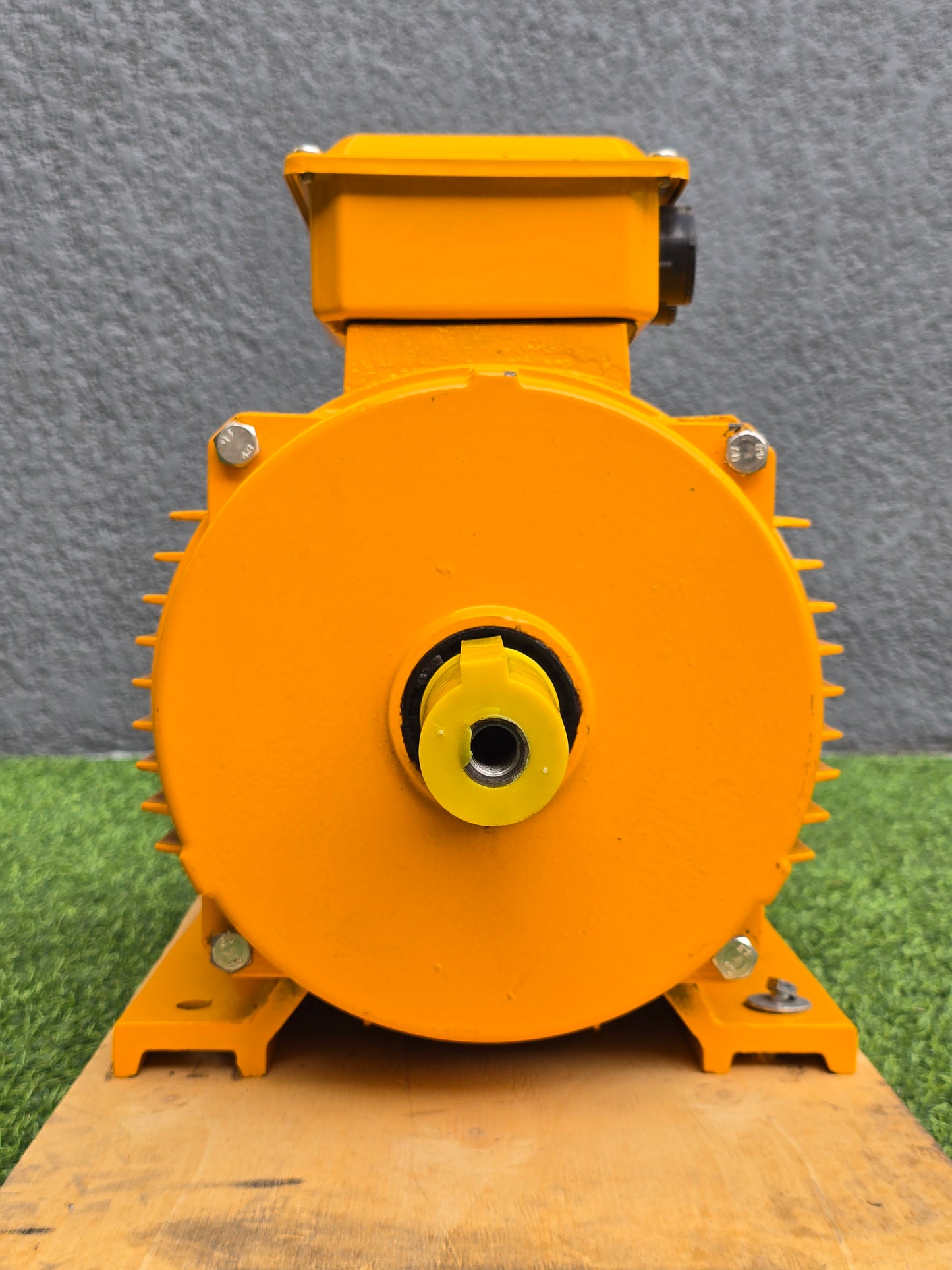 15 HP trifasico (baja)